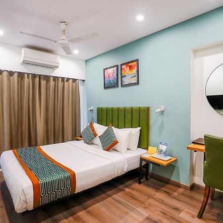 Apex Beacon Hotel, Мумбаи Экстерьер фото